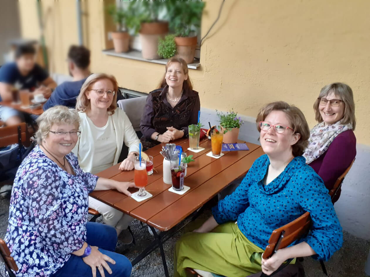 Fünf Single-Frauen in München